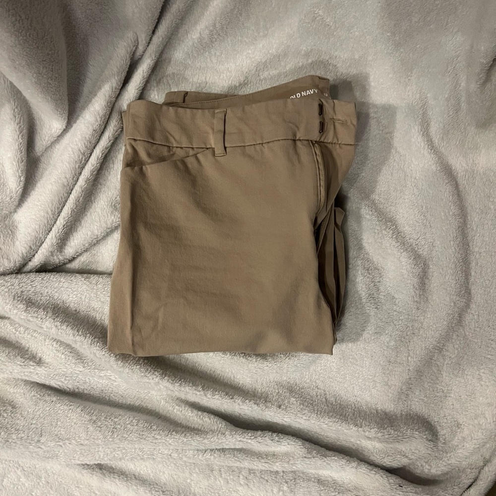 Women’s khaki trousers